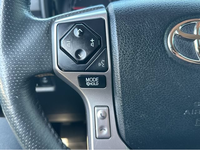 Used 2022 Toyota 4Runner SR5 Premium w/ Moonroof Package RWD image 28