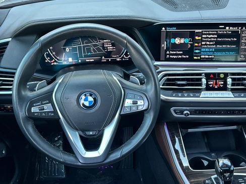 Used 2023 BMW X5 xDrive45e w/ Parking Assistance Package AWD/4WD image 14