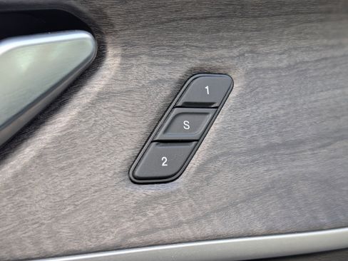 Used 2021 Jeep Grand Cherokee L Limited image 35