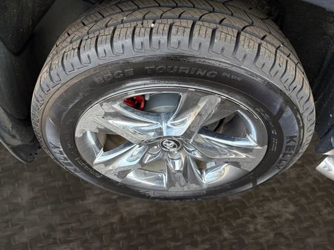 Used 2017 Toyota Highlander Limited Platinum image 38