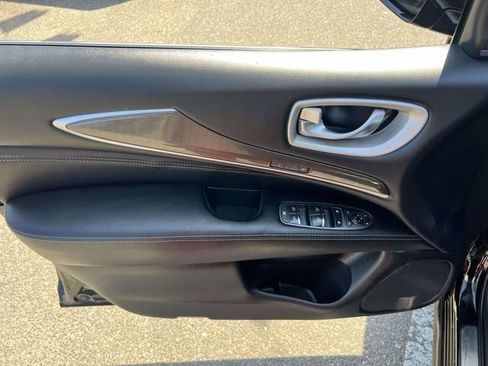 Used 2020 INFINITI QX60 Luxe w/ Essential Package AWD/4WD image 18