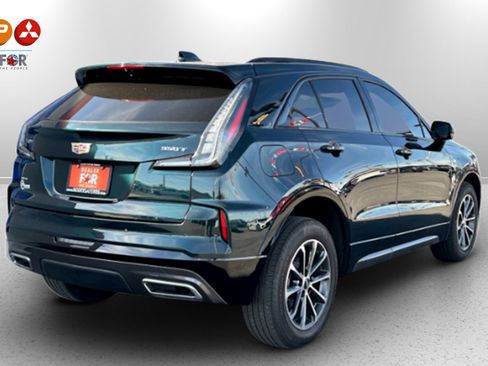 Used 2024 Cadillac XT4 Sport image 5