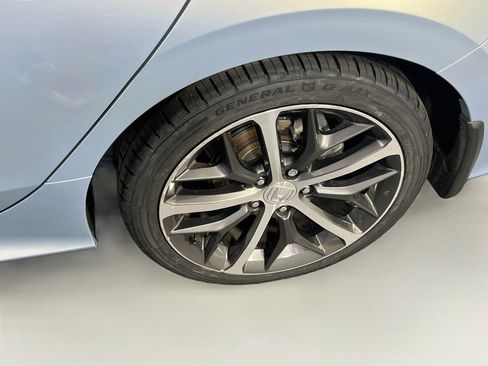 Used 2023 Honda Civic Touring image 31