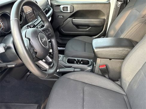 Used 2022 Jeep Wrangler Unlimited Sport image 22