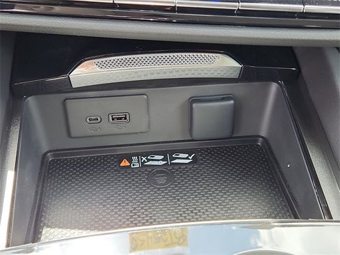 New 2025 Buick Envision Sport Touring image 31