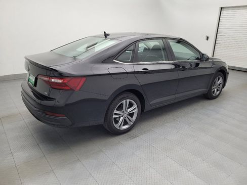 Used 2024 Volkswagen Jetta SE FWD image 10