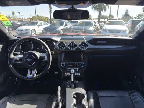 Used 2018 Ford Mustang GT Premium RWD image 15