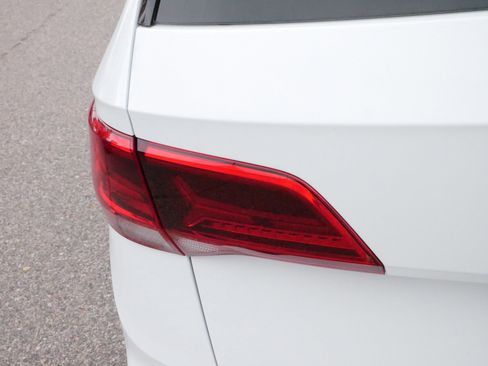 Used 2024 Volkswagen Taos S image 17