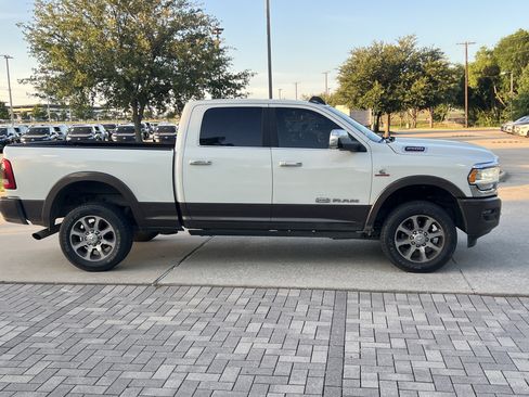 Used 2022 RAM 2500 Limited AWD/4WD image 11