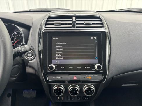 Used 2023 Mitsubishi Outlander Sport SE image 24