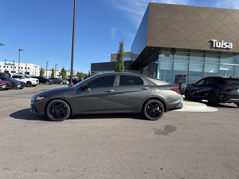 New 2026 Hyundai Elantra Sport image 6