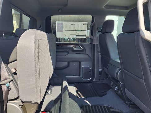 New 2026 GMC Sierra 2500 SLE w/ SLE Value Package; AWD/4WD image 46
