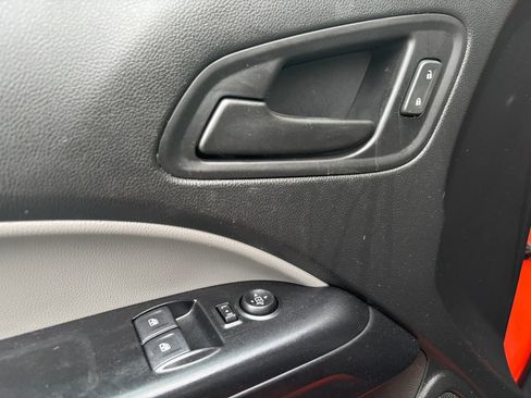 Used 2020 Chevrolet Colorado W/T w/ WT Convenience Package image 14