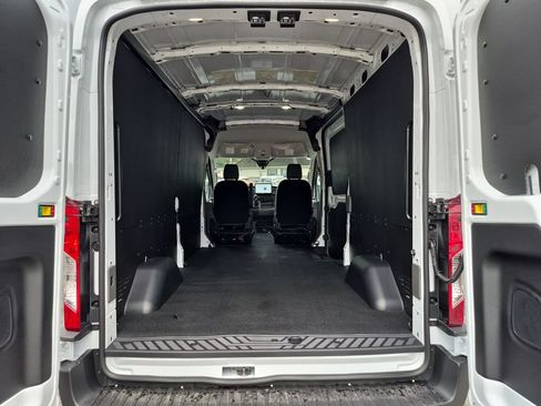 New 2026 Ford Transit 250 148 Medium Roof Extended AWD w/ Load Area Protection Package image 21
