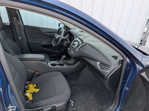 Used 2019 Chevrolet Malibu LS image 17