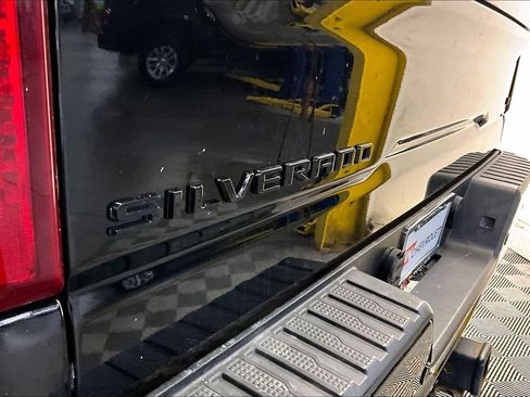 Used 2022 Chevrolet Silverado 3500 LT w/ All Star Edition AWD/4WD image 30