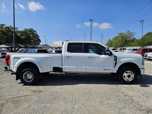 Certified 2024 Ford F350 Limited w/ FX4 Off-Road Package image 2