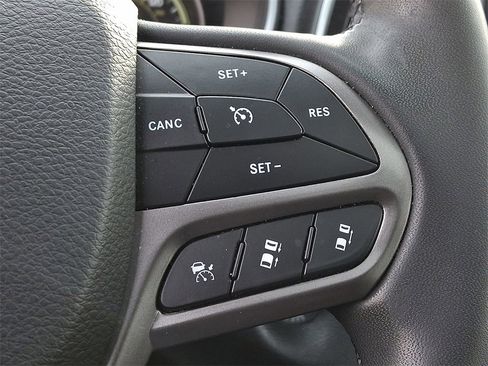 Used 2022 Jeep Cherokee Limited w/ Elite Package image 23