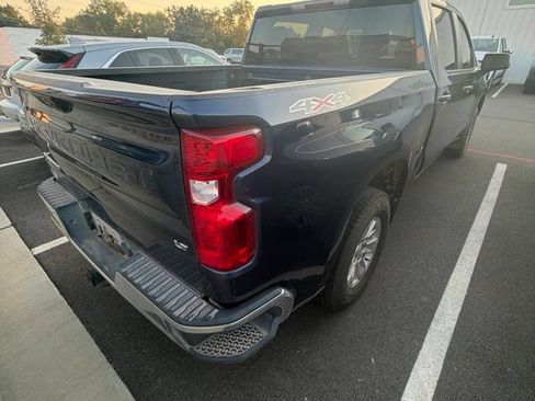 Certified 2023 Chevrolet Silverado 1500 LT AWD/4WD image 3