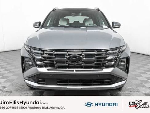New 2025 Hyundai Tucson Limited AWD/4WD image 2