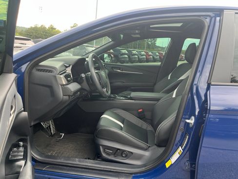 Used 2025 Toyota Camry SE w/ Multimedia Upgrade Package FWD image 25