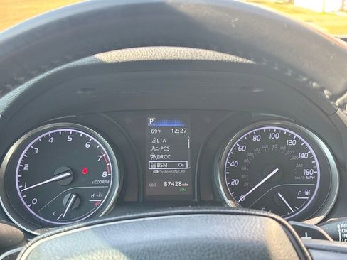 Used 2022 Toyota Camry SE w/ Convenience Package image 21