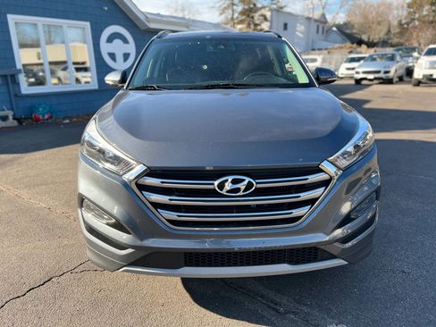 Used 2017 Hyundai Tucson Limited w/ Limited Ultimate Package 03 image 11