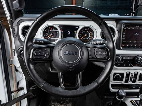 Used 2021 Jeep Wrangler Unlimited Sport image 18