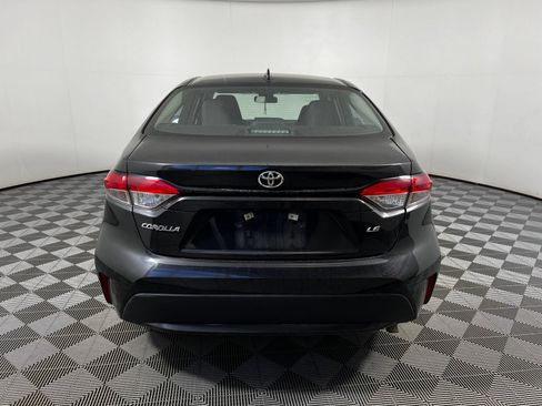 Used 2025 Toyota Corolla LE FWD image 6