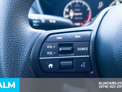 Used 2023 Honda HR-V LX image 29