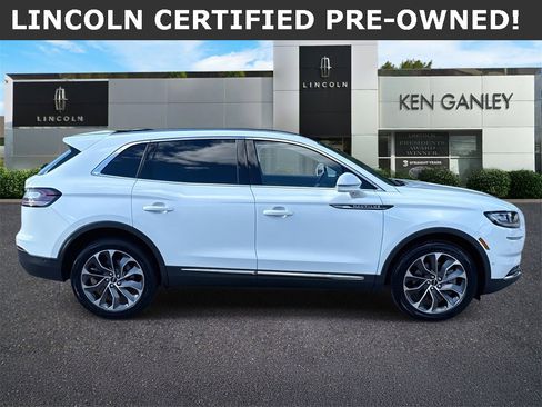 Used 2022 Lincoln Nautilus Reserve w/ Equipment Group 201A image 2