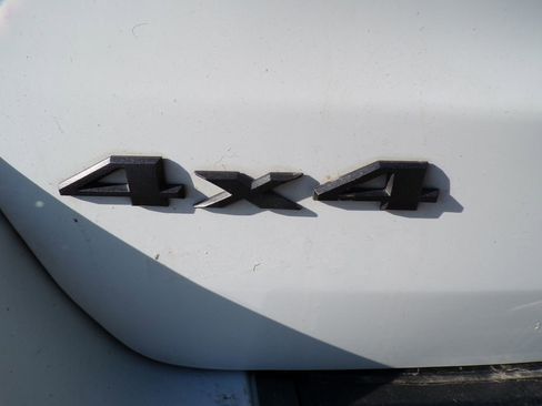 Used 2020 Jeep Grand Cherokee High Altitude AWD/4WD image 17