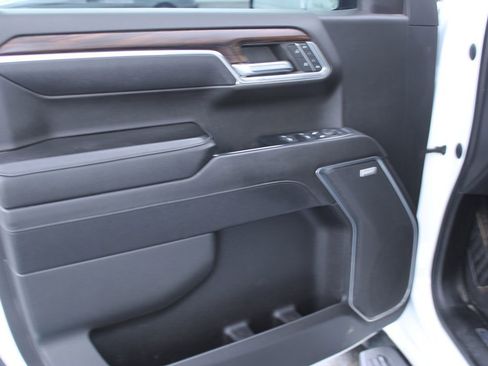 Used 2023 GMC Sierra 1500 SLT w/ SLT Premium Package image 23