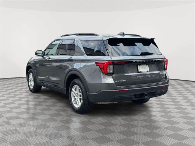Used 2026 Ford Explorer Active AWD/4WD image 5