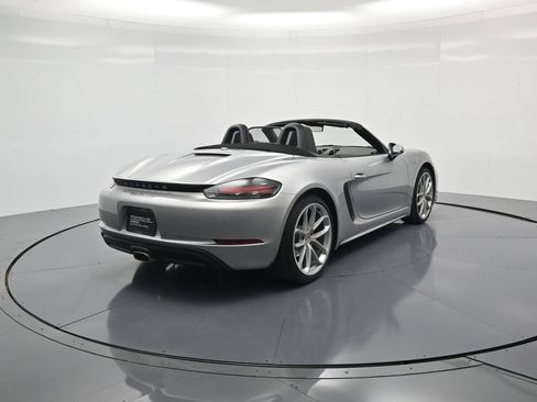 Used 2025 Porsche 718 Boxster RWD image 30