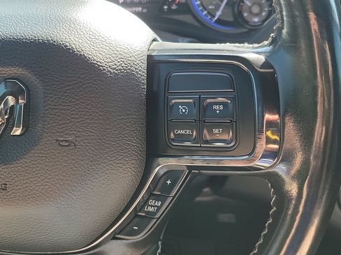 Used 2022 RAM 2500 Limited w/ Night Edition AWD/4WD image 15
