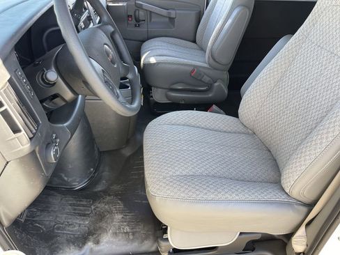New 2025 GMC Savana 2500 Extended w/ Driver Convenience Package image 19