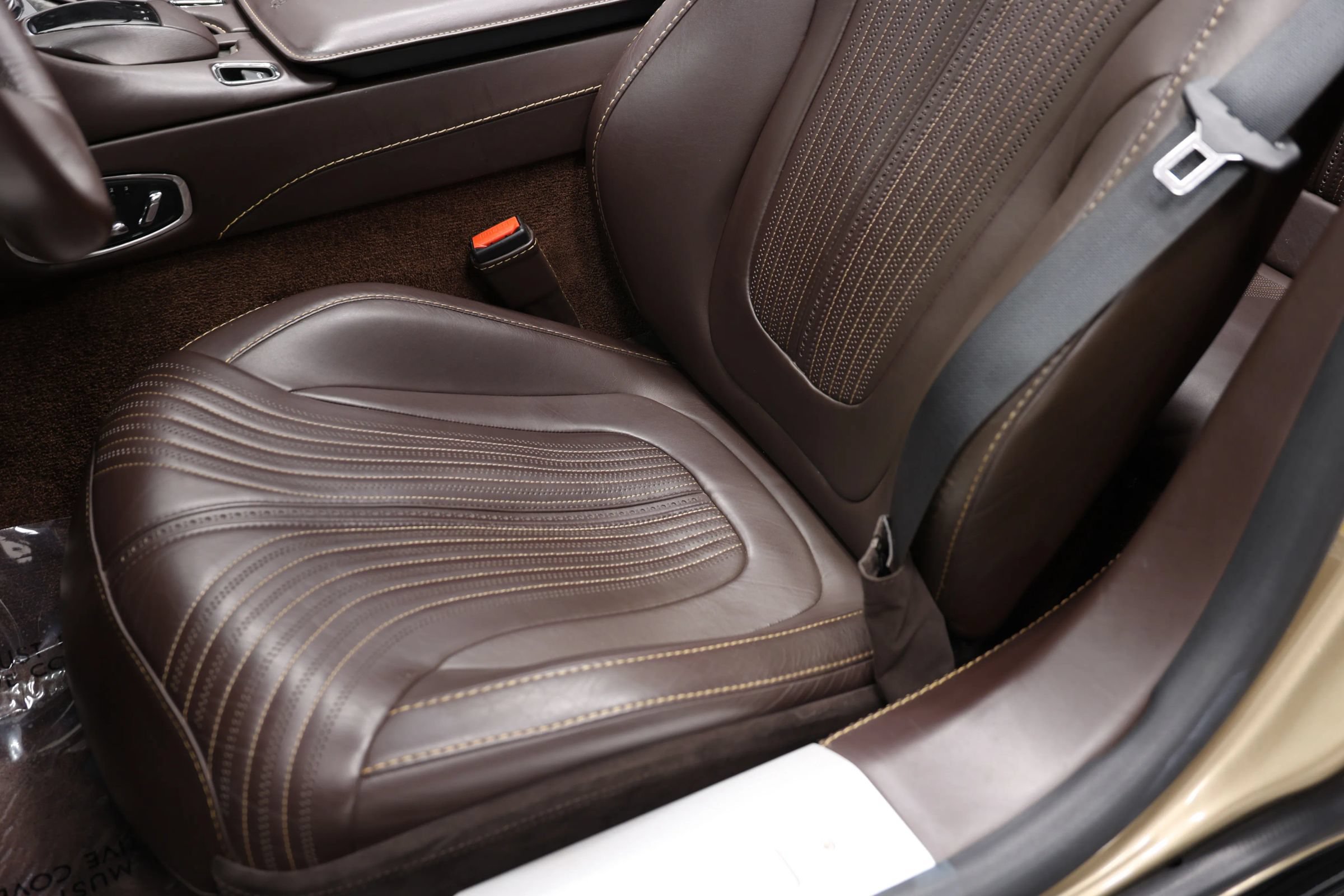 Used 2019 Aston Martin DB11 Volante RWD image 20