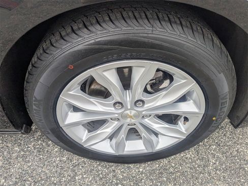 Used 2024 Chevrolet Malibu LT image 11