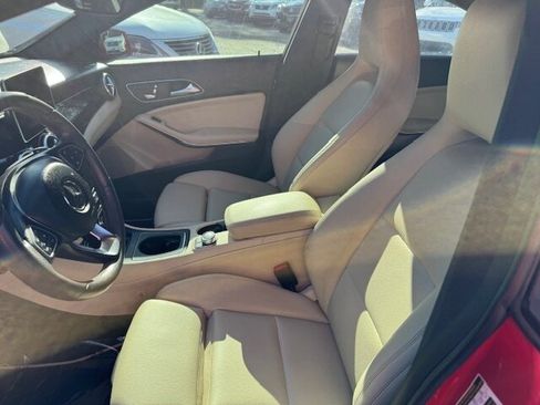 Used 2018 Mercedes-Benz CLA 250 4MATIC image 8