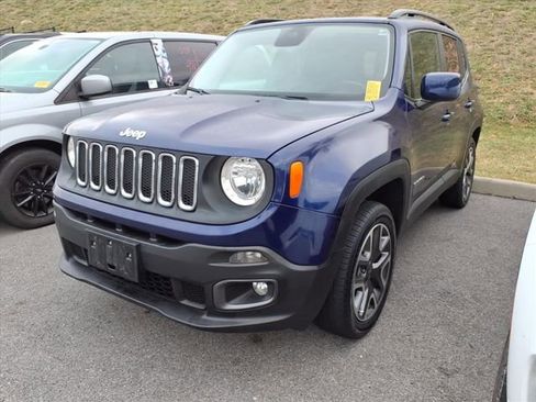 Used 2017 Jeep Renegade Latitude image 12
