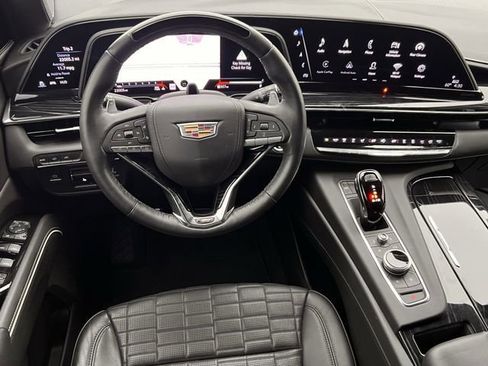 Used 2024 Cadillac Escalade V w/ LPO, ONYX Package image 14