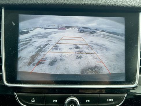 Used 2018 Buick Encore Preferred image 29