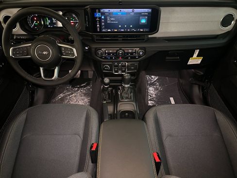 New 2025 Jeep Wrangler Unlimited Sahara image 12