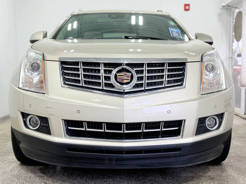 Used 2015 Cadillac SRX Premium FWD image 2