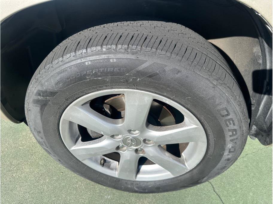 Used 2007 Toyota RAV4 Limited FWD image 12