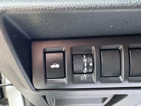 Used 2022 Subaru Legacy Premium image 28