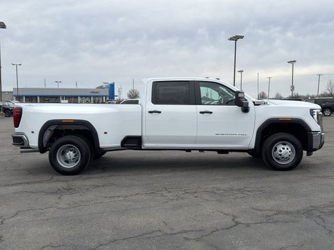New 2026 GMC Sierra 3500 Pro w/ 1SA Pro Safety Plus Package image 3