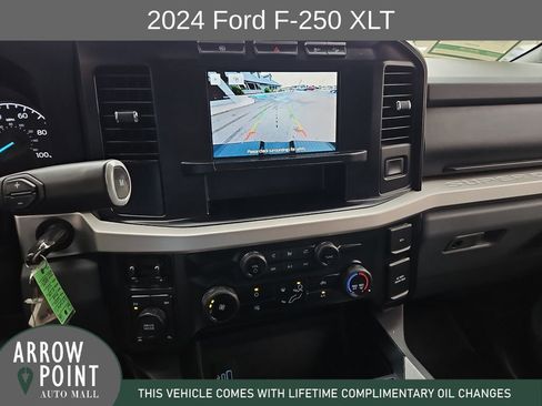Used 2024 Ford F250 XLT AWD/4WD image 24