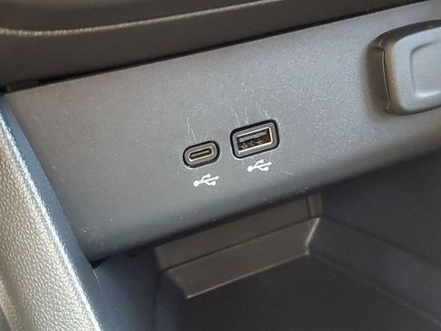 Used 2024 Buick Encore GX Preferred image 18